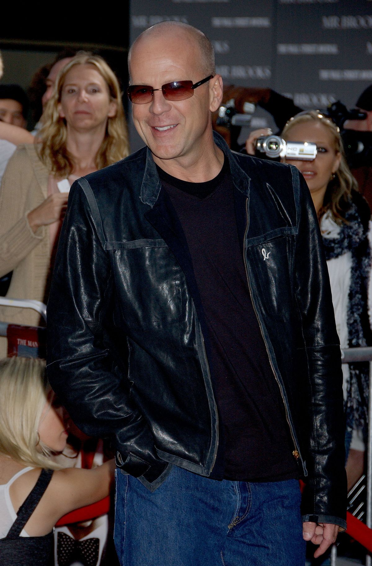 Bruce Willis during "Mr. Brooks" Los Angeles Premiere - Arrivals at Grauman's Chinese Theatre in Hollywood, California, United States. (Photo by Gregg DeGuire/WireImage)