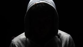 Mit tesznek éjszaka a pszichopaták, amikor senki sem látja őket? — A válasz hátborzongató