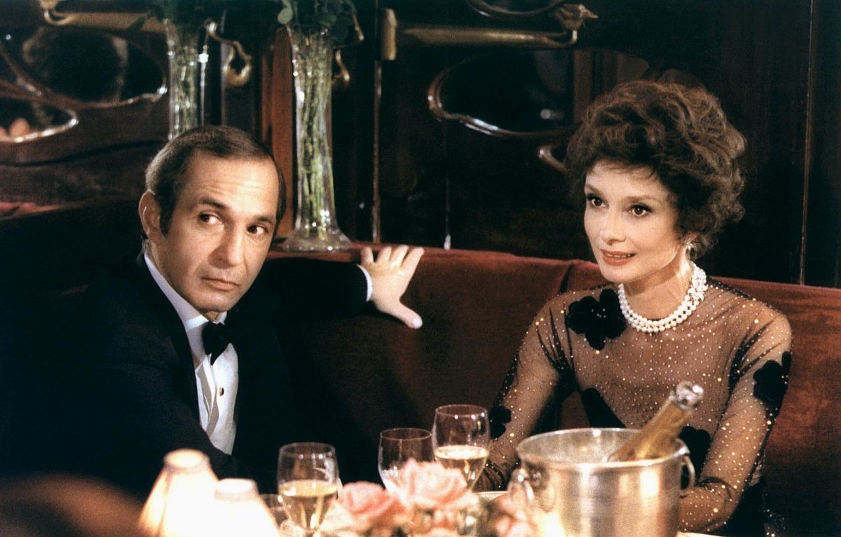 Ben Gazzara &amp; Audrey Hepburn  Characters: Rhys Williams &amp; Elizabeth Roffe Film: Bloodline (USA/DE 1979)  Director: Terence Young 29 June 1979     Date: 29 June 1979,Image: 473309275, License: Rights-managed, Restrictions: Please use full Credit line: Paramount Pictures/AF Archive/Mary Evans. **Warning** This Photograph is for editorial use only and is the copyright of Paramount Pictures and/or the Photographer assigned by the Film or Production Company &amp; can only be rep, Model Release: no