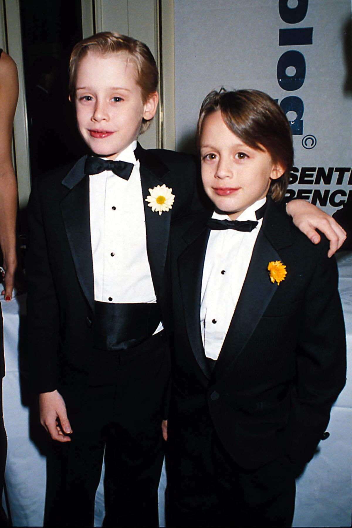 UNITED KINGDOM - CIRCA 1991:  Macaulay Culkin, Kieran Culkin  (Photo by Dave Benett/Getty Images)