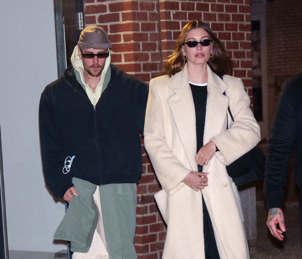 Justin Bieber a nyilvnosságban bízik — Vajon Hailey megbocsát neki? 