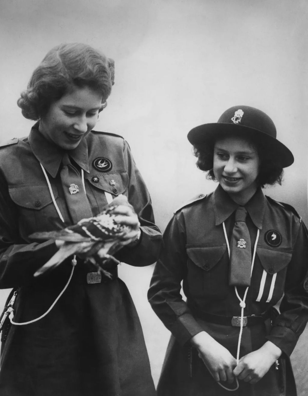 Húgával, Margit hercegnővel nagyon közel álltak egymáshoz. Édesapjuk így nyilatkozott lányairól: "Erzsébet a büszkeségem, Margit az örömöm."