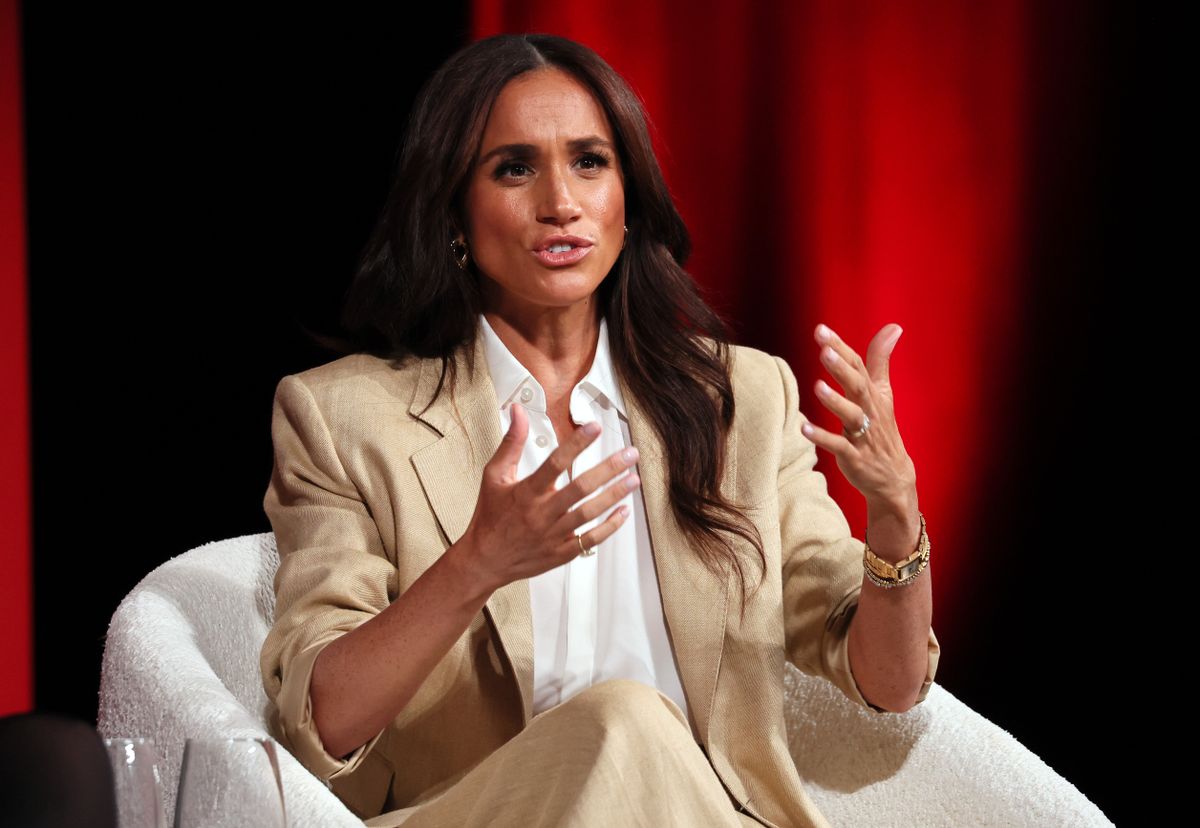 Meghan Markle hidat építene?