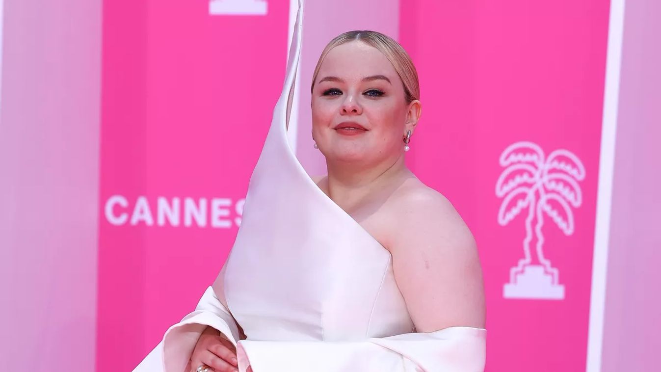 világsztár, Nicola Coughlan, plus size