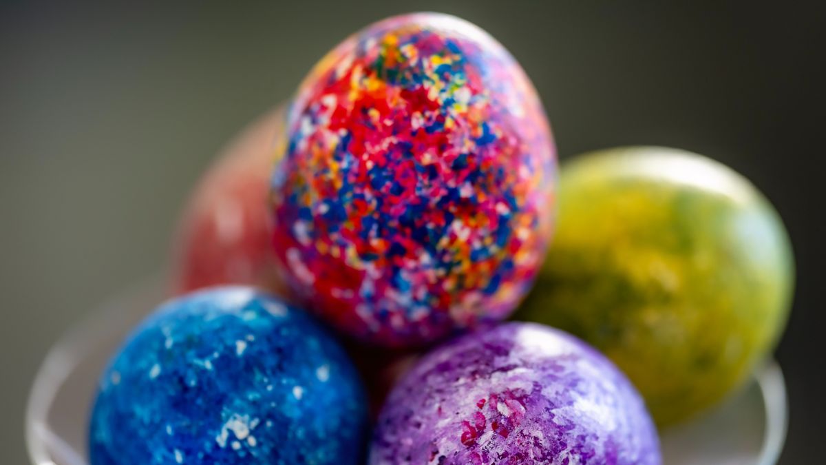 Tojásfestés zsírkrétával