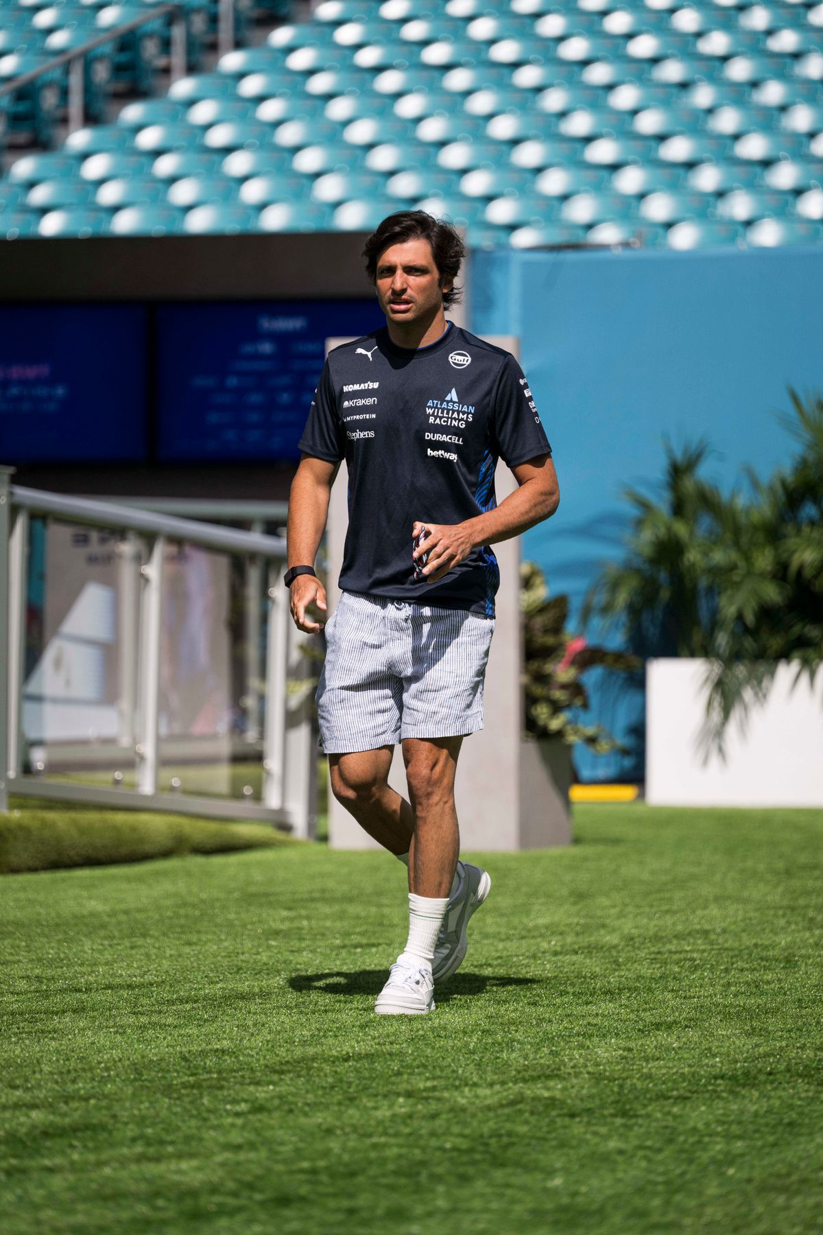 May 1, 2025, Miami Gardens, United States: SAINZ Carlos (spa), Williams Racing FW47, portrait during the Formula 1 Crypto.com Miami Grand Prix 2025, 6th round of the 2025 FIA Formula One World Championship from May 2 to 4, 2025 on the Miami International Autodrome, in Miami Gardens, Florida, United States of America  (Credit Image: © Charly Lopez/PsnewZ via ZUMA Press)