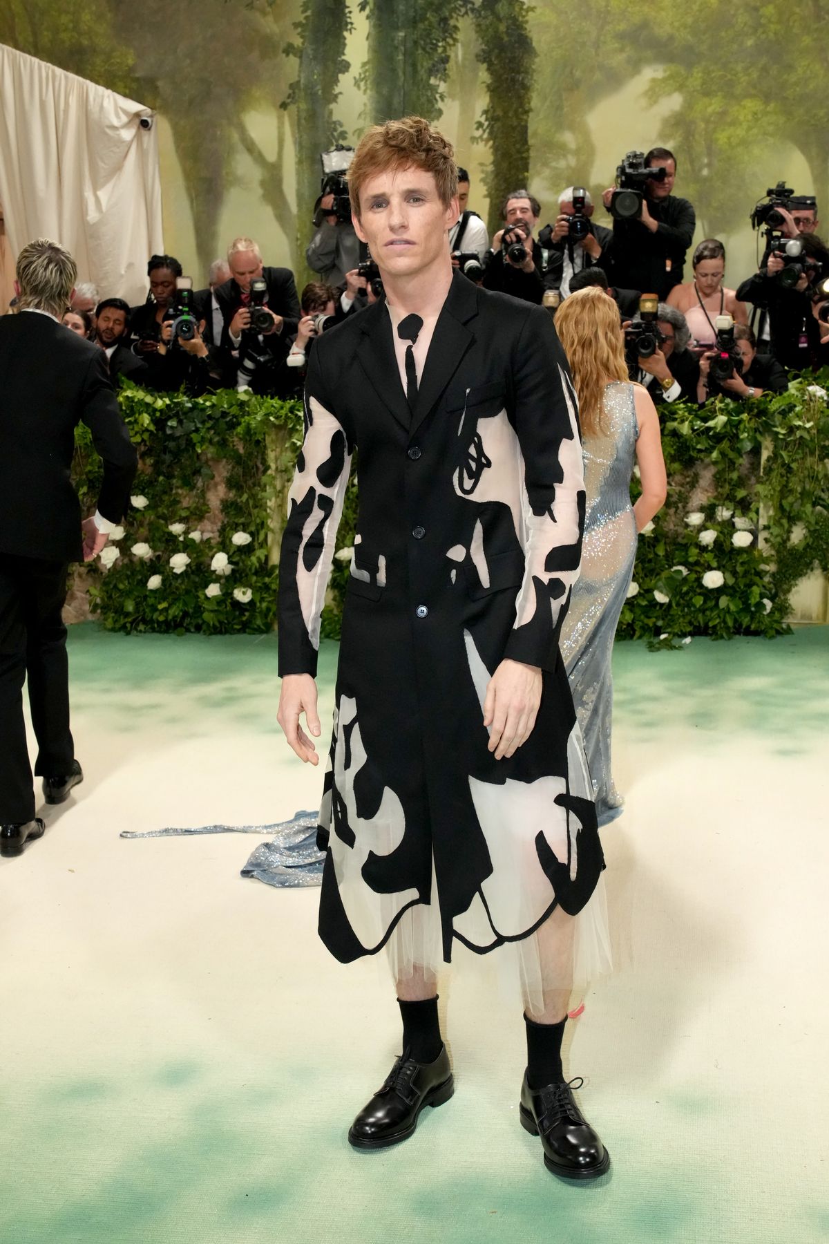 NEW YORK, NEW YORK - MAY 06: Eddie Redmayne attends the 2024 Met Gala Celebrating "Sleeping Beauties: Reawakening Fashion" at The Metropolitan Museum of Art on May 06, 2024 in New York City. (Photo by Jeff Kravitz/FilmMagic)