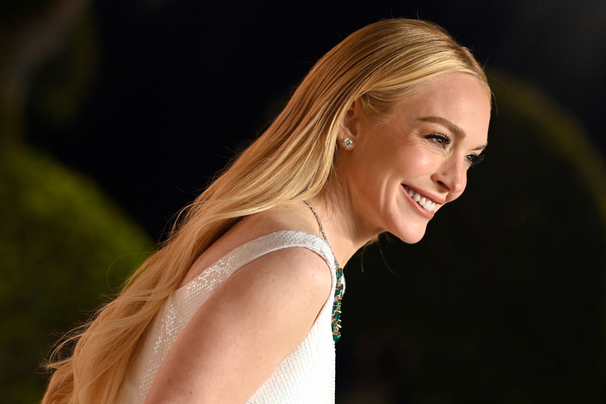 BEVERLY HILLS, CALIFORNIA - MARCH 02: Lindsay Lohan attends the 2025 Vanity Fair Oscar Party Hosted By Radhika Jones at Wallis Annenberg Center for the Performing Arts on March 02, 2025 in Beverly Hills, California. (Photo by Axelle/Bauer-Griffin/FilmMagic)