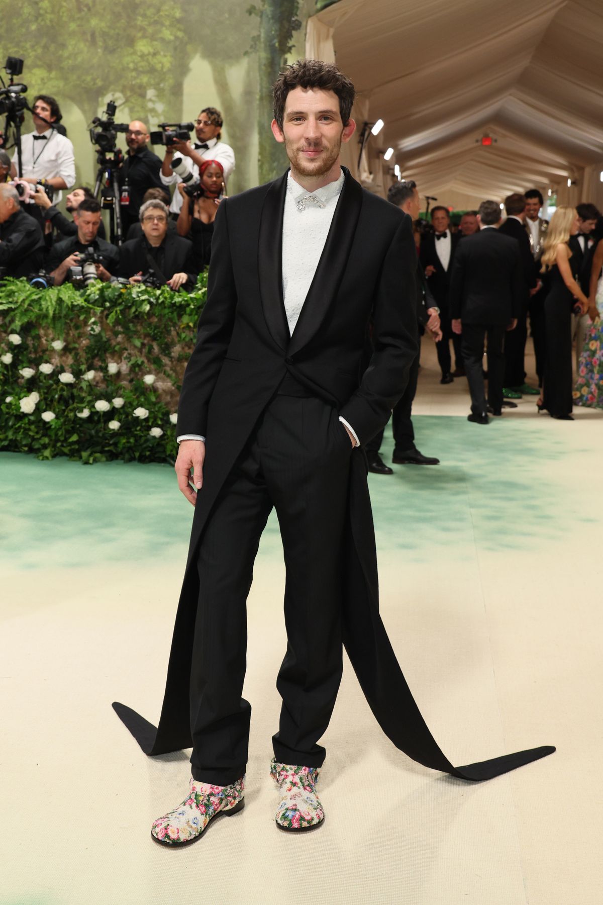 NEW YORK, NEW YORK - MAY 06: Josh O'Connor attends The 2024 Met Gala Celebrating "Sleeping Beauties: Reawakening Fashion" at The Metropolitan Museum of Art on May 06, 2024 in New York City. (Photo by Dia Dipasupil/Getty Images)