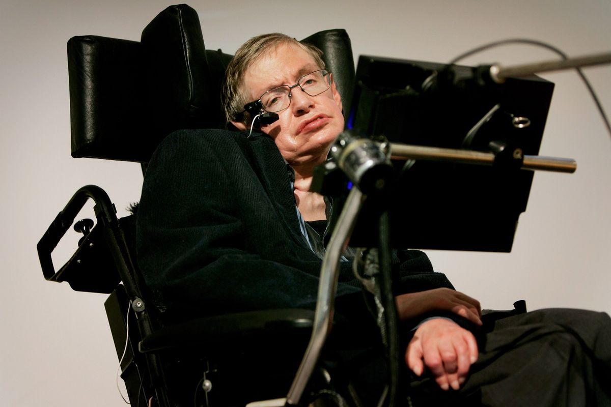 LONDON - JANUARY 17:  Professor Stephen Hawking delivers his speech at the release of the 'Bulletin of the Atomic Scientists' on January 17, 2007 in London, Ebgland.  A group of scientists assessing the dangers posed to civilisation have moved the Doomsday Clock forward two minutes closer to midnight as an indication and warning of the threats of nuclear war and climate change.  (Photo by Bruno Vincent/Getty Images)