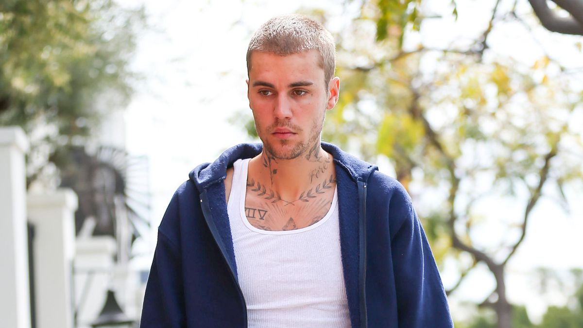 teória, gyíkember, Zendaya, Justin Bieber, XIV. Leó pápa Madonna