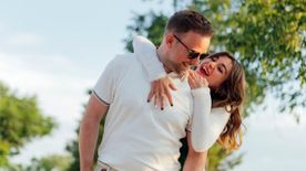 Eleged van a társkeresőkből? Íme 7 hely, ahol személyesen ismerkedhetsz