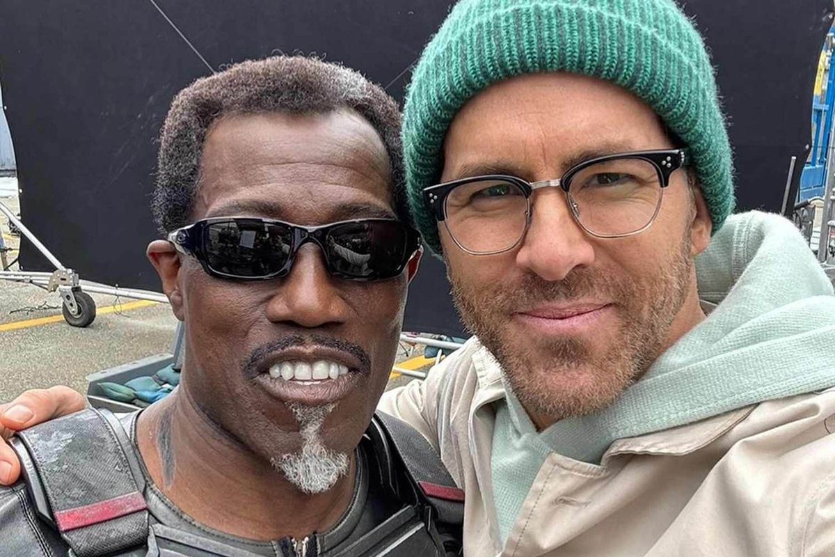 És mégis... Snipes és Reynolds a Deadpool 3 forgatásán