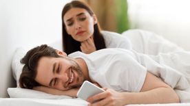 Így buknak le a férfiak: 5 jel, ami megcsalásról árulkodhat