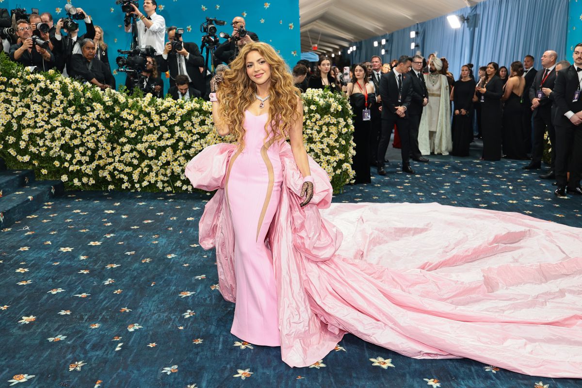 NEW YORK, NEW YORK - MAY 05: Shakira attends the 2025 Met Gala Celebrating "Superfine: Tailoring Black Style" at Metropolitan Museum of Art on May 05, 2025 in New York City.  (Photo by Dimitrios Kambouris/Getty Images for The Met Museum/Vogue)