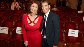 Erre a nőre cserélte magyar feleségét Sophia Loren fia
