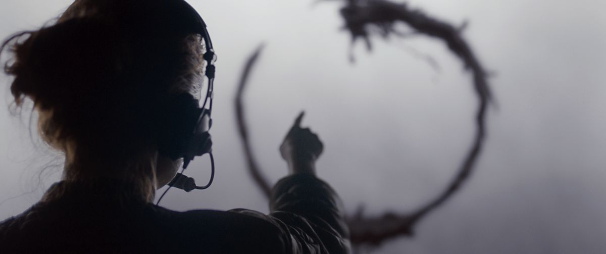 A film nyelvészeti, érzelmi és időfilozófiai gondolatkísérlet