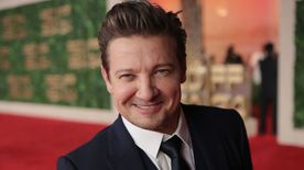 Halálközeli élményéről beszélt Jeremy Renner: "Ki voltam akadva, hogy visszahoztak"