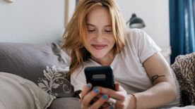 Az AI válaszol a leggyakoribb cikis, csajos kérdésekre! Nincs több titok