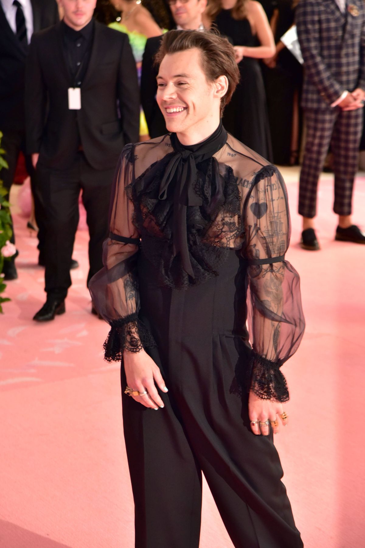 NEW YORK, NY - MAY 6: Harry Styles attends The Metropolitan Museum Of Art's 2019 Costume Institute Benefit "Camp: Notes On Fashion" at Metropolitan Museum of Art on May 6, 2019 in New York City. (Photo by Sean Zanni/Patrick McMullan via Getty Images)
