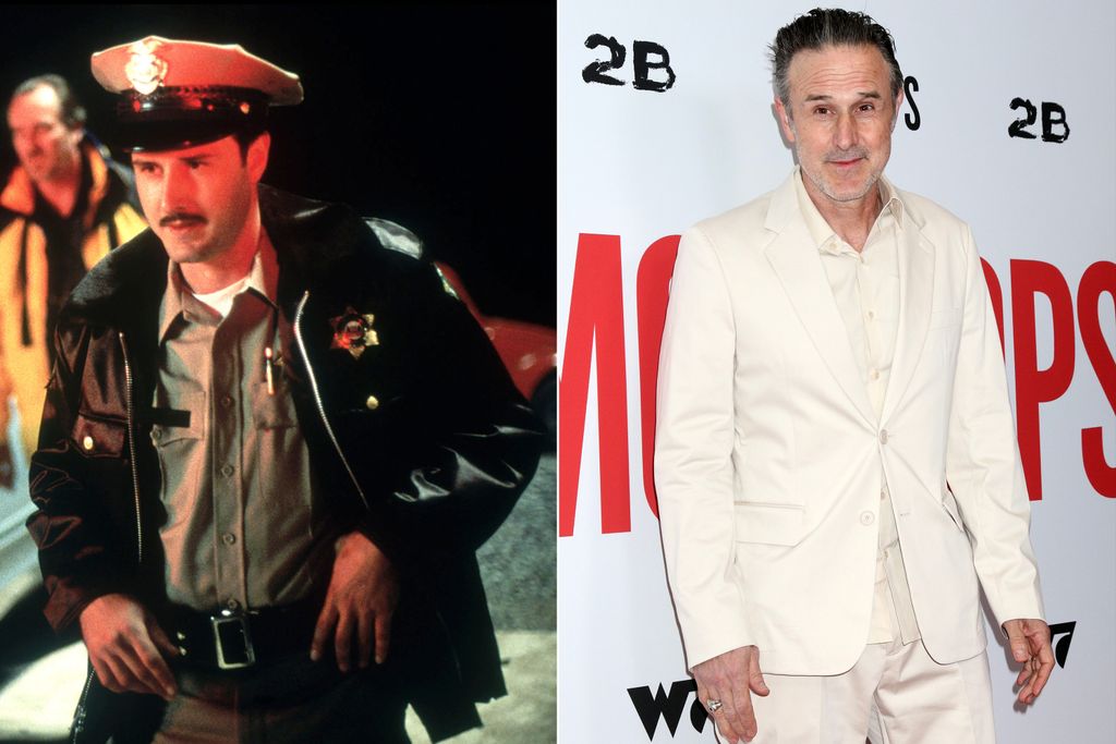 A csetlő-botló seriffhelyettes felnőtt – legalábbis próbálkozott vele. David Arquette azóta pankrátorként is kipróbálta magát, de mi még mindig a sheriffjelvényes, kissé lassú Dewey-ként szeretjük.