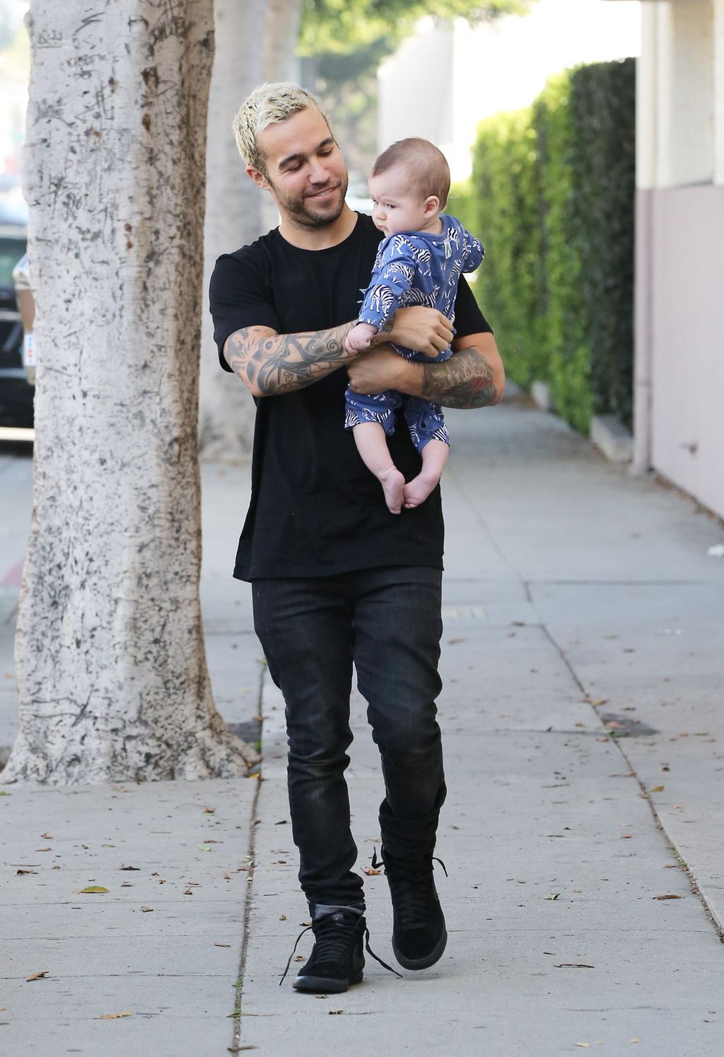 Pete Wentz: az amerikai zenész háromgyermekes apuka, és az egyik kisfia magyar nevet is visel: Saint László 2014-ben született. Pete Wentz és felesége soha nem árulták el, miért ezt a nevet választották – de a döntés így is különlegesnek számít.