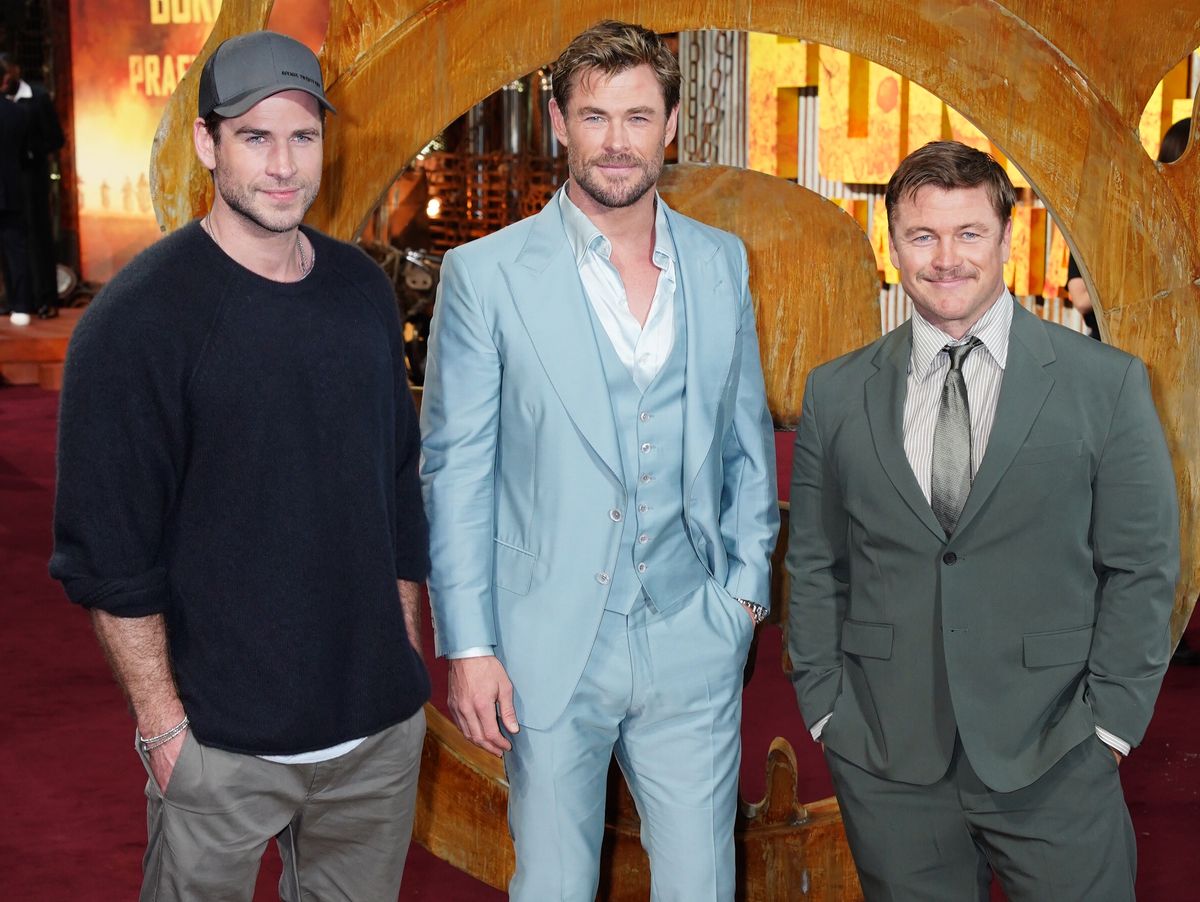 Hemsworth testvérek más sztárokkal ellentétben, le se tagadhatnák, hogy rokoni kapcsolatban vannak. 