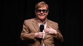 Elton John oldalt választott a Beckham család viszályában — Brooklyn keresztapjaként nehéz döntést kellett meghoznia