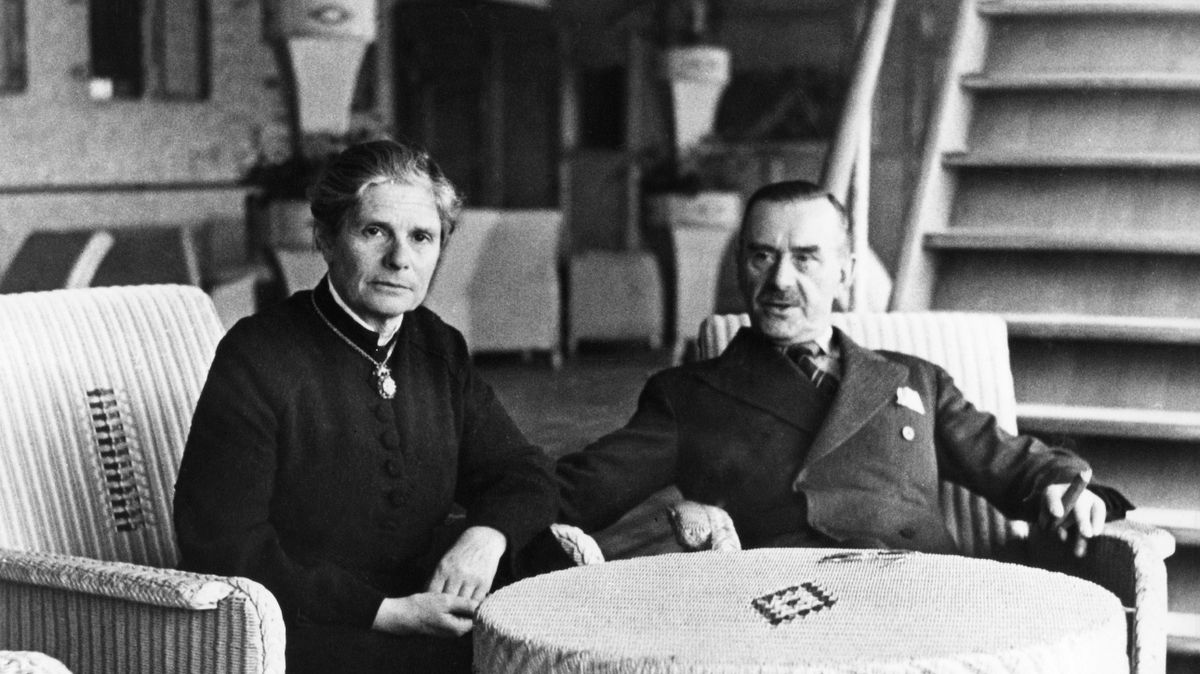 Thomas Mann író feleségével, Katia Mann-nal