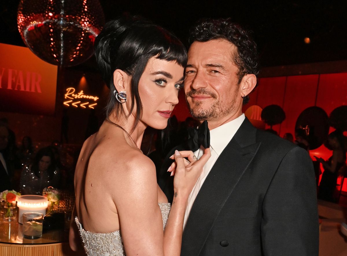 BEVERLY HILLS, CALIFORNIA - MARCH 02: EXCLUSIVE ACCESS Katy Perry and Orlando Bloom attend the 2025 Vanity Fair Oscar Party Hosted By Radhika Jones at Wallis Annenberg Center for the Performing Arts on March 02, 2025 in Beverly Hills, California. (Photo by Dave Benett/VF25/WireImage for Vanity Fair)