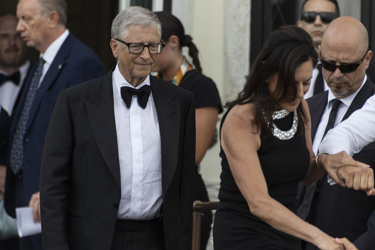 bill gates, lauren sánchez, jeff bezos