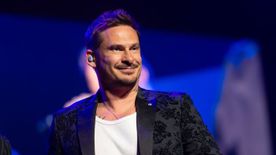 Most érkezett az örömteli hír: hatodszor is apa lesz Lee Ryan a Blue világhírű énekese- Videó!