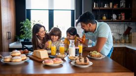 Vége az avokádó uralmának? Új szuperfood hódította meg a TikTokot: ez a gyümölcs nem véletlenül lett sztár