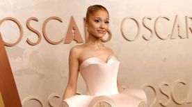 Ariana Grande kidobhatta a pasiját - Ismét szingli az énekesnő? - Videó