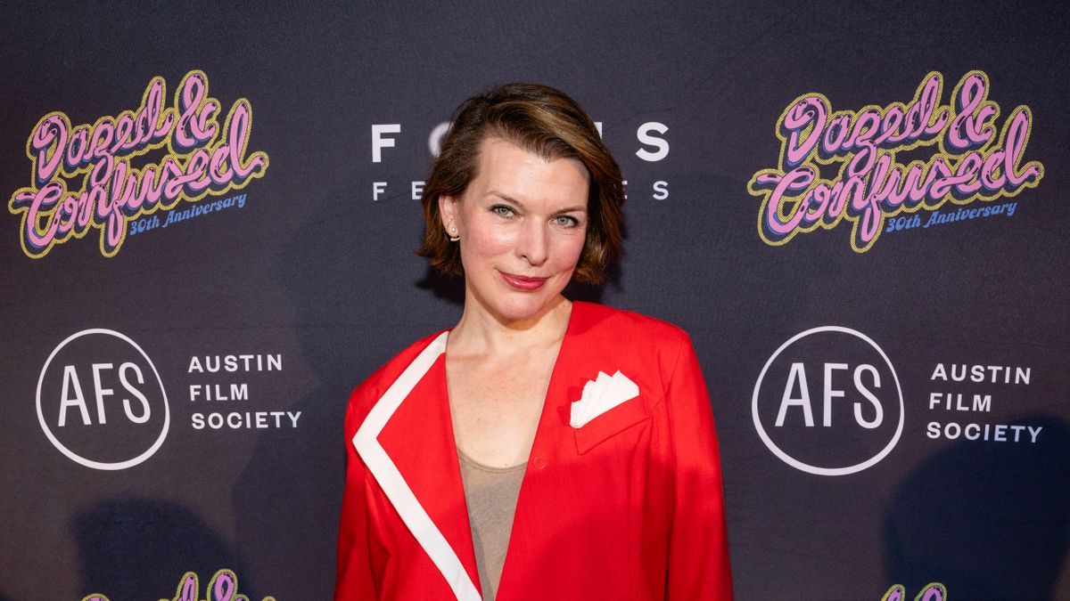 Mintha az anyja tükörképe lenne – Milla Jovovich lánya pont olyan gyönyörű, mint az egykori szupermodell