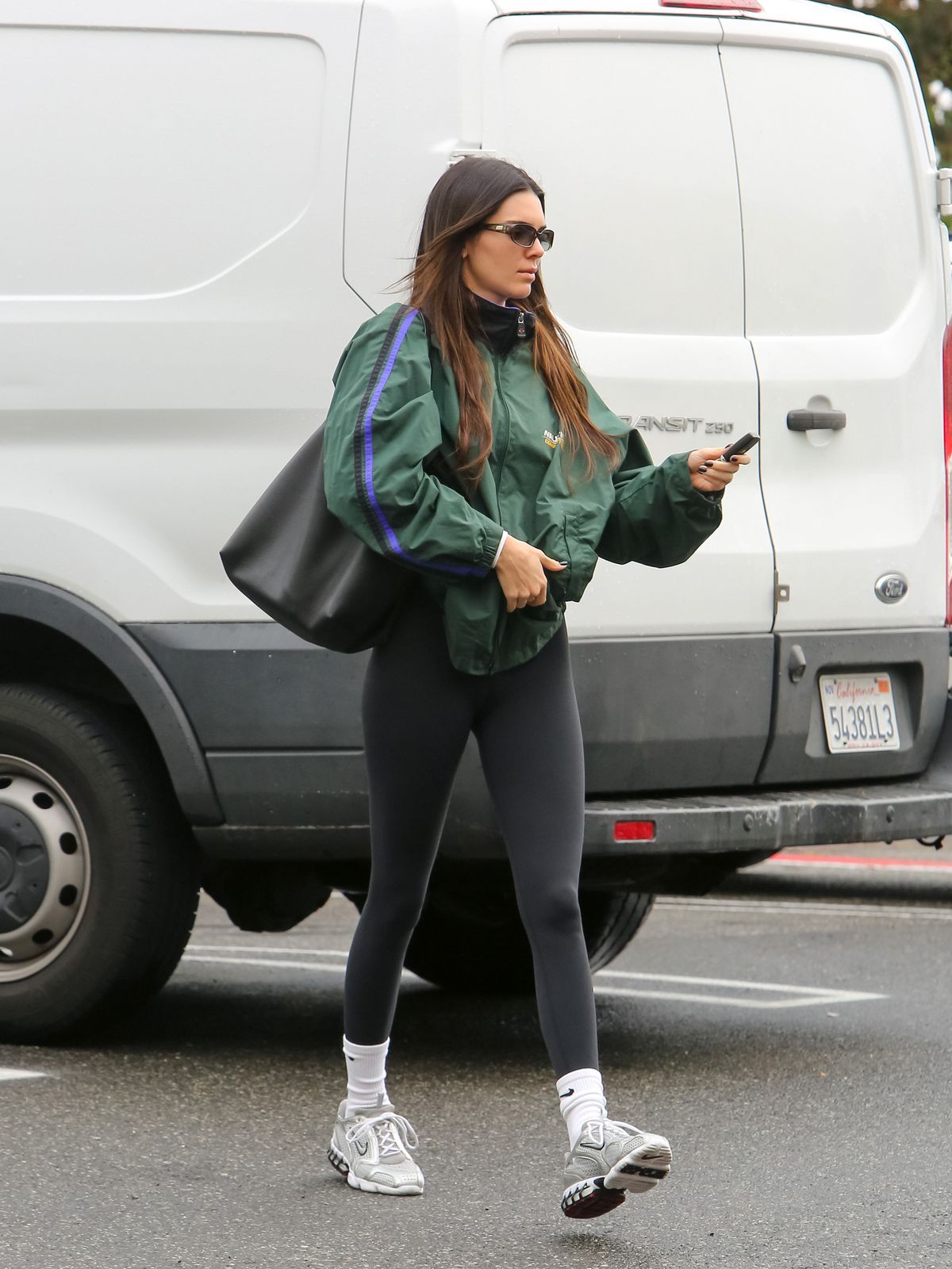 LOS ANGELES, CA - JANUARY 05: Kendall Jenner is seen on January 05, 2023 in Los Angeles, California.  (Photo by BG020/Bauer-Griffin/GC Images)