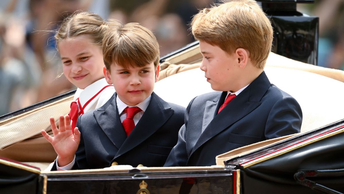 Katalin hercegné gyerekei, szabály,királyi család, Trooping the Colour, legjobb pillanatok