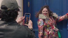 A Csajok rendezője újra lecsap! Punk romantikus vígjátékkal mossa fel a Netflixet