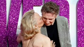 Nem tudta tartani a száját a bennfentes: elmondta az igazságot Pamela Anderson és Liam Neeson kapcsolatáról
