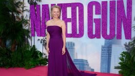 Pamela Anderson újra divatikon – Így lett vadócból az old hollywoodi stílus nagykövete