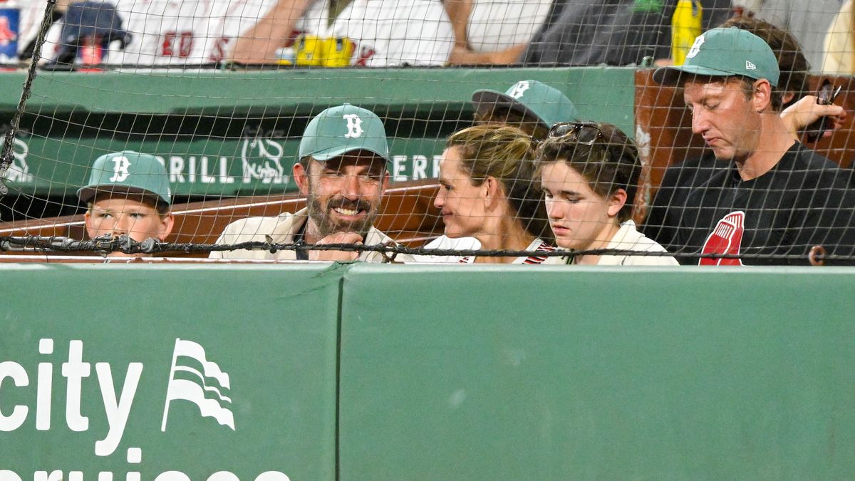Ben Affleck és Jennifer Garner újra együtt - Lesifotókon az egykori házaspár
