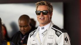 Brad Pitt újra a pályán: de vajon az F1: A film tényleg beér a célba? − Filmkritika