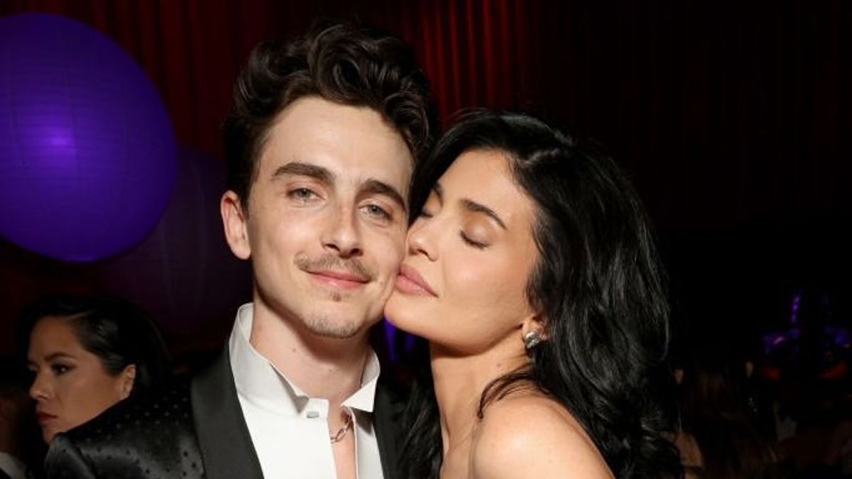 Kapaszkodj meg! Timothée Chalamet  és Kylie Jenner Budapesten vannak! – Itt kávézott a szerelmespár