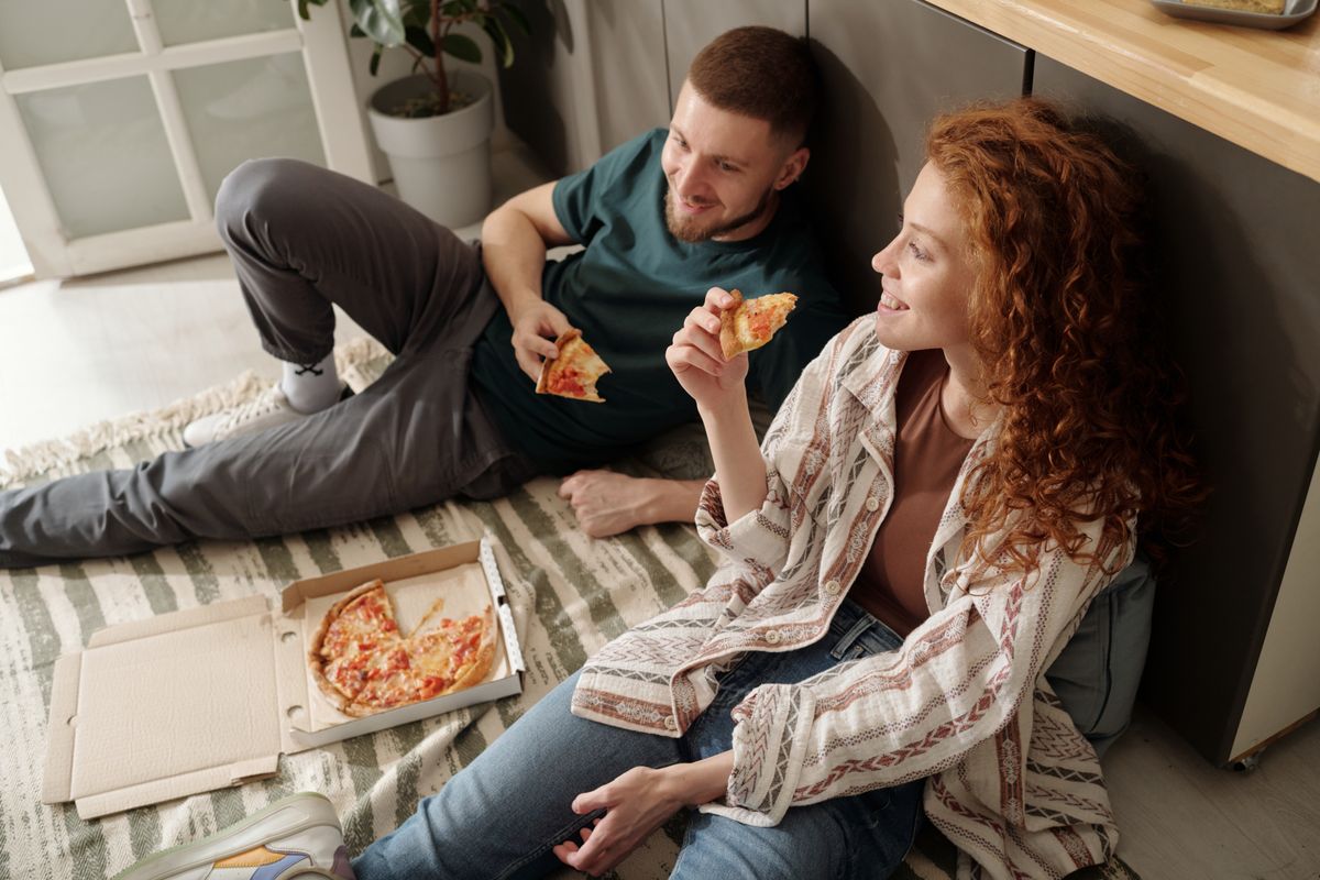randi, pizza, kapcsolat, ismerkedés
