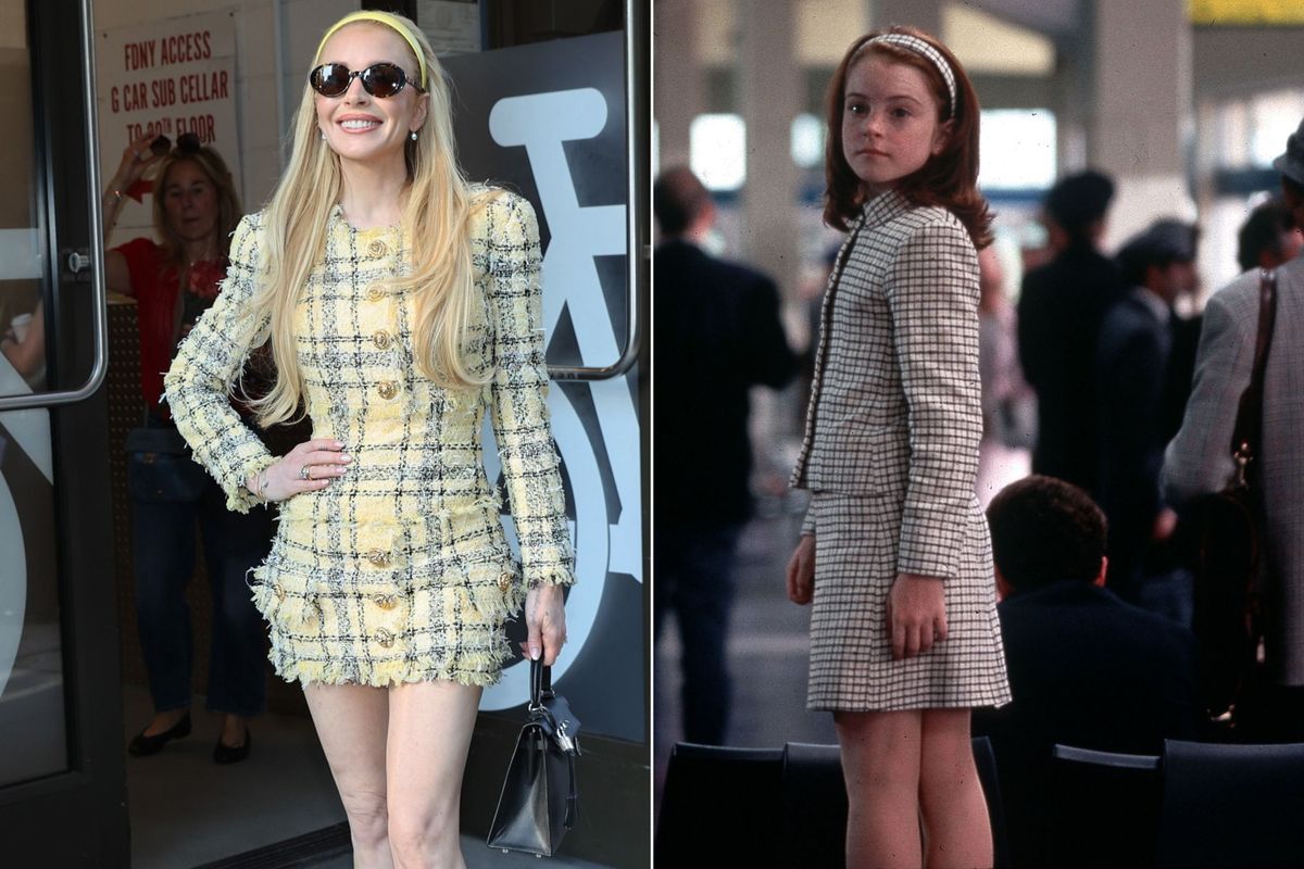 Lindsay Lohan az Apád-anyád idejöjjön! filmre reflektálva egy vajsárga tweed kosztümben