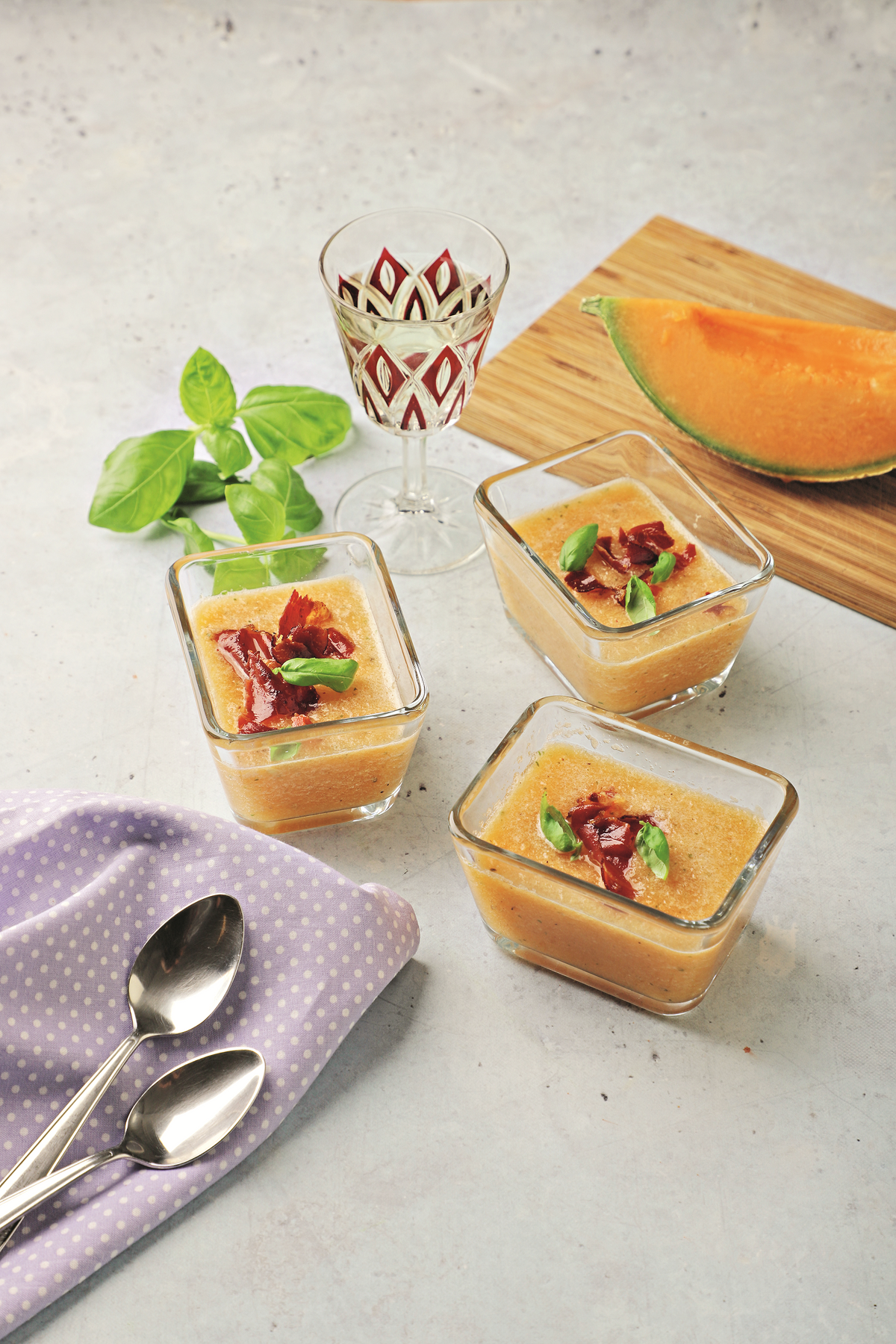 hűsítő sárgadinnyeleves recept