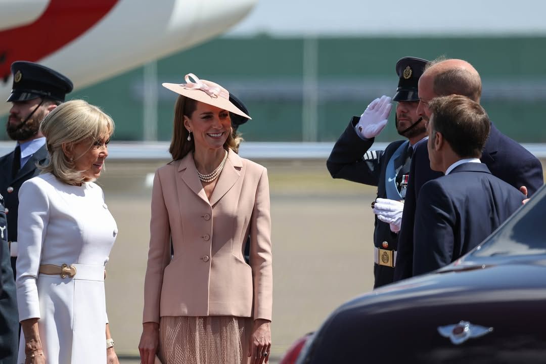 Katalin hercegné és Vilmos herceg fogadja Macront és feleségét