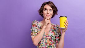 Latte makeup: így készítsd el ezt a TikTok-on hódító kávés sminket