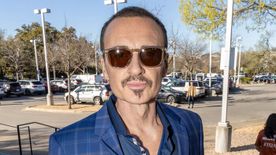 Amíg élt, titkolták, csak szűk kör tudta: nyilvánosságra hozták Julian McMahon halálának okát