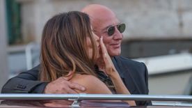Kiszivárogtak részletek Jeff Bezos 50 milliós lagzijáról: "Minden más volt, mint ahogy a média bemutatta"